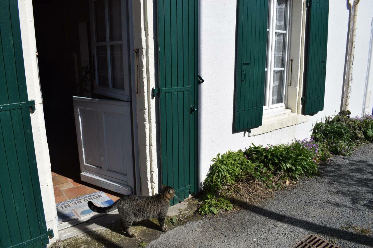 La Maison Du Facteur Saint-Denis-dʼOléron Esterno foto